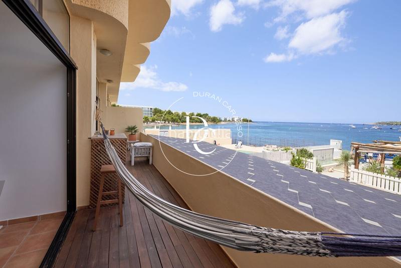 Foto 661ae4e6-ff7f-450c-a840-2e6a75c06eef. Piso  de 82 m2 con piscina, vistas y terraza en venta en Sant Josep de sa Talaia