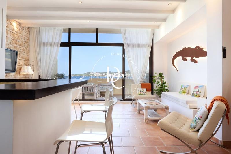 Foto 6bf0f7a5-d27d-4a61-bd16-2549f5a0d156. Piso  de 82 m2 con piscina, vistas y terraza en venta en Sant Josep de sa Talaia