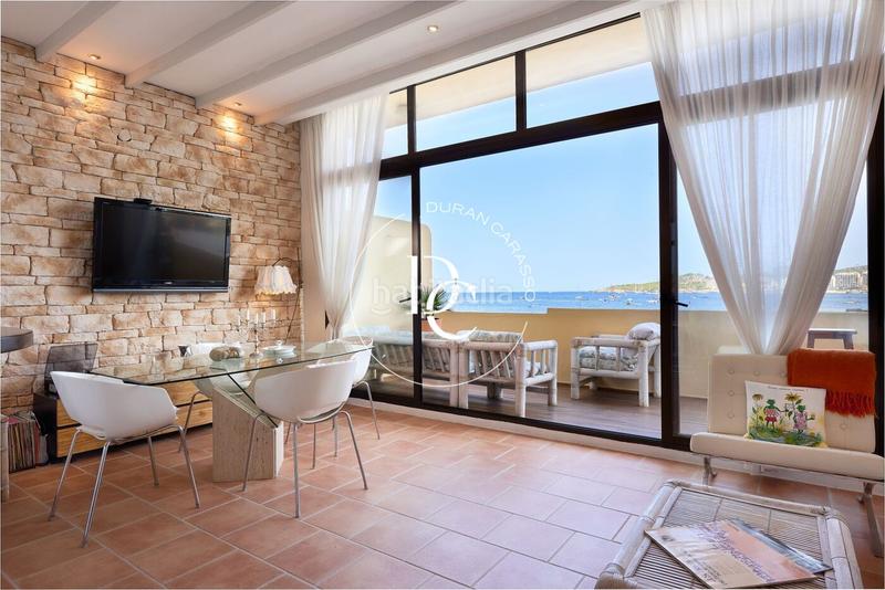 Foto 793a3f6f-84c0-4da0-b395-4f75cb7fadf6. Piso  de 82 m2 con piscina, vistas y terraza en venta en Sant Josep de sa Talaia