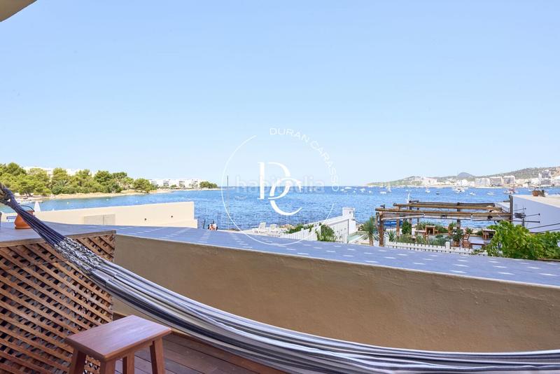 Foto e02c2b81-ca6e-4fd7-bfe0-e8536a75ee02. Piso  de 82 m2 con piscina, vistas y terraza en venta en Sant Josep de sa Talaia