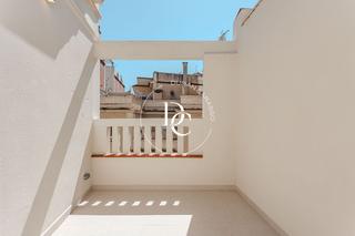 Ático  Carrer de castanyer. Ático de 99 m2 con vistas y terraza en venta en sant gervasi  la