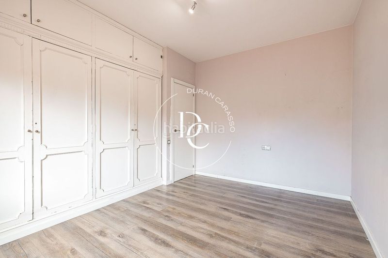 Foto 44162f61-6e82-4bc0-a130-3d63121b035e. Pis amb calefacció aparcament a L´Antiga Esquerra de l´Eixample Barcelona