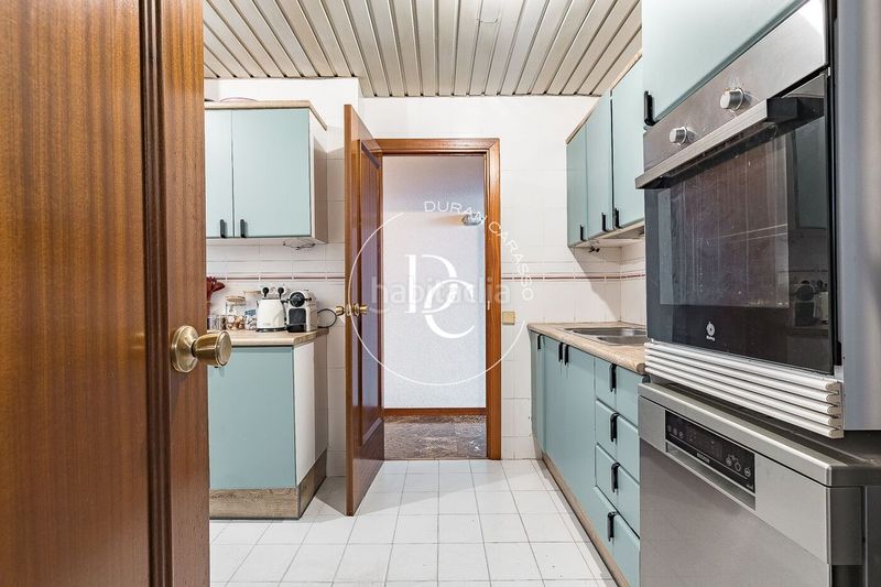 Foto 7bd39b0f-c400-42f0-bc58-7cfd228d60e1. Pis amb calefacció a La Nova Esquerra de l´Eixample Barcelona