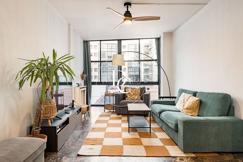 Foto a1c7e409-8032-4971-b1b3-6a42b54b93c6. Pis amb calefacció a La Nova Esquerra de l´Eixample Barcelona