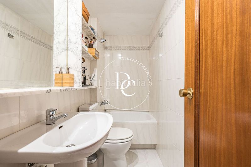 Foto a24d3c8a-b160-4988-a629-ddae738e0b4f. Pis amb calefacció a La Nova Esquerra de l´Eixample Barcelona