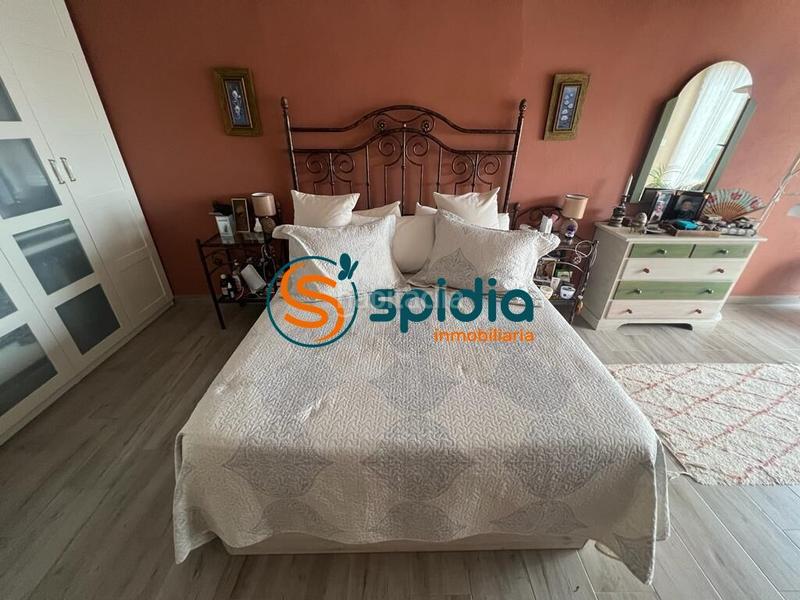 Foto 050d3c62-de68-452c-a0e4-95a62e64f421. Chalet  independiente en la parte alta de todosol con excelentes vistas, piscina, jardín y huerto en Águilas