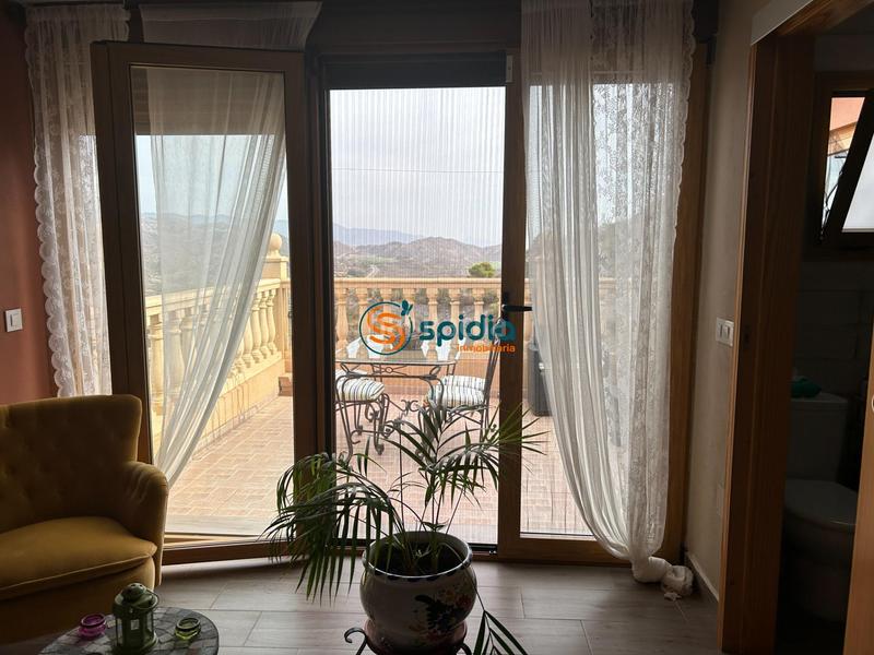 Foto 5d38a40d-0571-4f8b-877e-4dfa3f19bb23. Chalet  independiente en la parte alta de todosol con excelentes vistas, piscina, jardín y huerto en Águilas