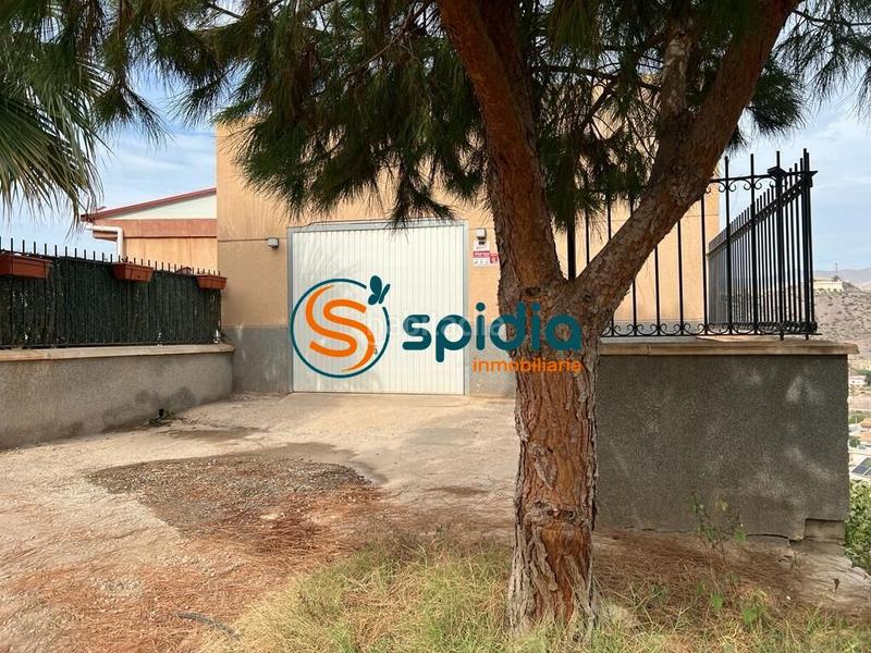 Foto 8d86c6f0-7667-49bc-8122-901d32d06441. Chalet  independiente en la parte alta de todosol con excelentes vistas, piscina, jardín y huerto en Águilas