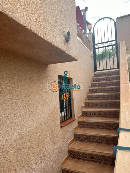 Foto ac7d3a0e-fef4-445c-8a9c-8a11d960c84e. Chalet  independiente en la parte alta de todosol con excelentes vistas, piscina, jardín y huerto en Águilas