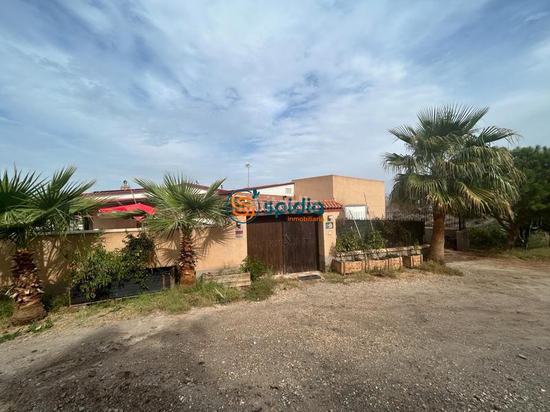 Foto d73c4f6d-0623-4ba9-883c-08667a9fffcf. Chalet  independiente en la parte alta de todosol con excelentes vistas, piscina, jardín y huerto en Águilas