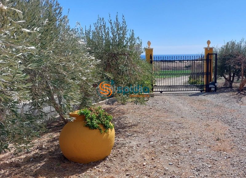 Foto df215181-6bb3-4057-8014-4e598e9aadaa. Masia amb calefacció aparcament a Calabardina Águilas