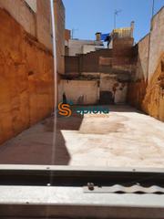 Terreno residenziale in Calle jovellanos 33. Solar de 154 m2 para construir en pleno centro