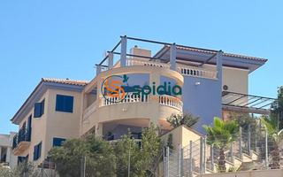Gebäude in Calabardina. Precioso hotel pintoresco con vistas al mar en zona tranquila de