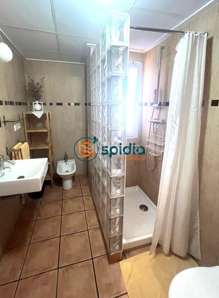 Foto 3d6090bd-f607-4203-b8fe-967f92617180. Edifici a Calabardina Águilas