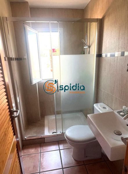 Foto ffee28b6-4c97-45bb-ae04-cdc51e42795e. Edifici a Calabardina Águilas
