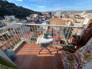 Apartament a Casco Antiguo. Espacio y luminoso apartamento con vistas panorámicas al mar y a