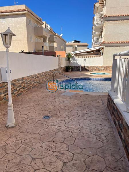 Foto 8e3d1359-0719-43bd-b677-abc1fdb321f5. Affitto piano terra con parcheggio piscina in Los Collados-Los Geraneos Águilas