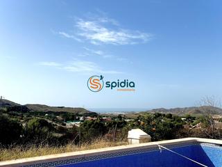 Casa a Tébar - Los Arejos. Casa de campo de planta baja con piscina y garaje con vistas al