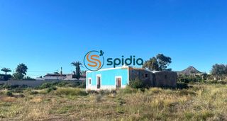 Masía en San Juan de los Terreros. Venta de pintoresco cortijo en pulpí