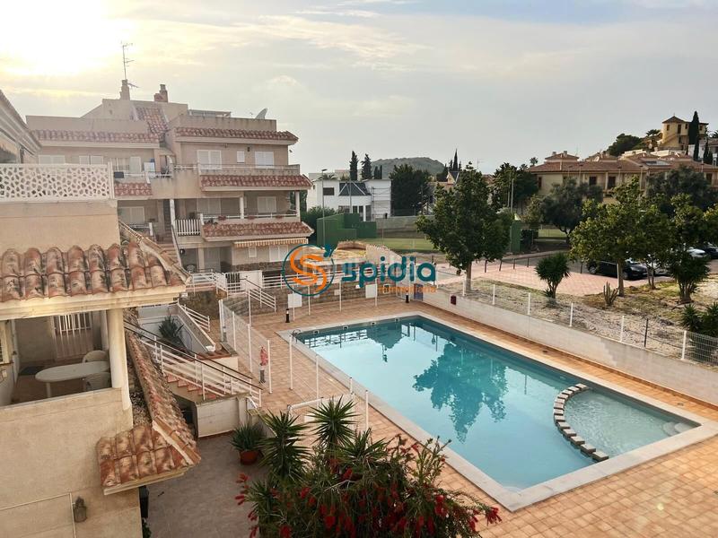 Foto 4a8afa7e-3818-4195-9a11-cdbbfbea6323. Apartament amb calefacció aparcament piscina a Los Collados-Los Geraneos Águilas