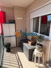 Flat in Casco Antiguo. Encantador piso en el corazón de águilas a solo 170,000