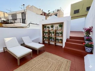 Casa a Casco Antiguo. Casa de planta baja a pocos metros de la zona paseo de parra con