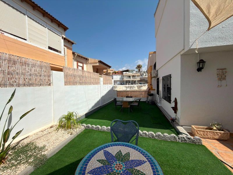 Foto ec458c06-bf9b-4fc0-8d95-546ee5fa6afb. Casa adossada amb aparcament a El Hornillo Águilas