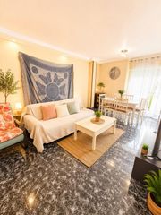 Flat in Casco Antiguo. Venta de piso con garaje en águilas centro