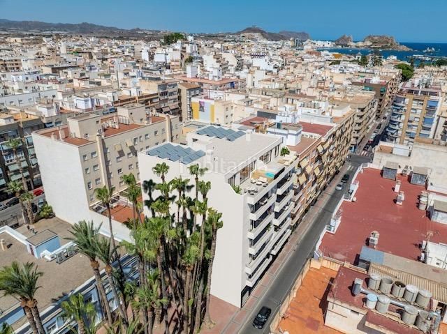 Foto f32d6554-dbdc-4039-a638-8dbe9fadf853. Pis amb aparcament a Casco Antiguo Águilas