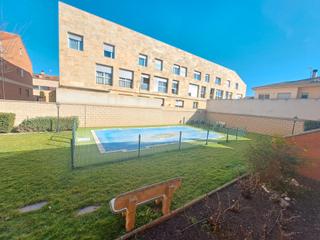 Dúplex  Avenida primero de mayo. Fantastico dúplex en residencial con piscina