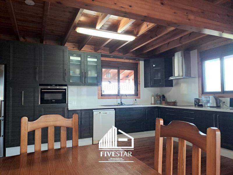 Foto 12f7c5f7-93cb-4ee8-be51-83324d5c621f. Maison dans Monserrat