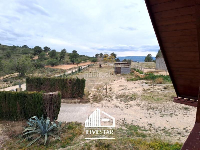 Foto 142cad20-c3dd-48de-9505-f68d6f070a26. Maison dans Monserrat