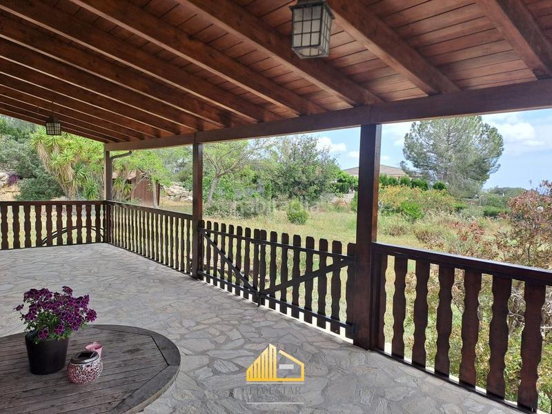 Foto efdece92-6484-4ff2-864f-42904a54df37. Maison dans Monserrat