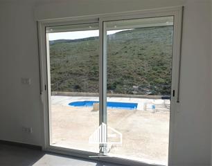 Haus in Turís. Brand new house