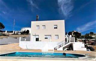 Casa a Turís. Brand new house