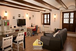 Apartament a Triador 9. Apartment next to the central market