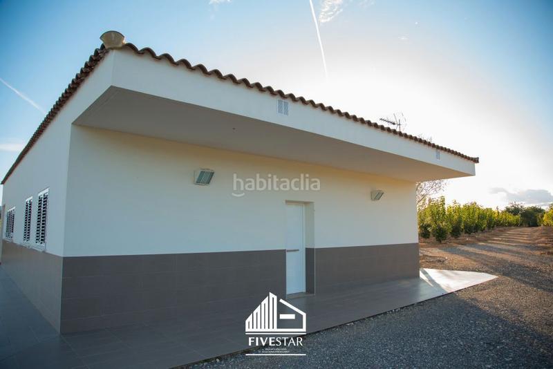 Foto 0ad06414-a0ad-4d59-afeb-26f455964e25. Landgut in Montroy