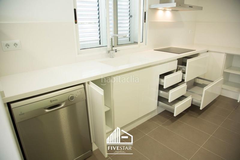 Foto 0f8d9bad-bbbf-4104-b178-247a79b7eee7. Landgut in Montroy