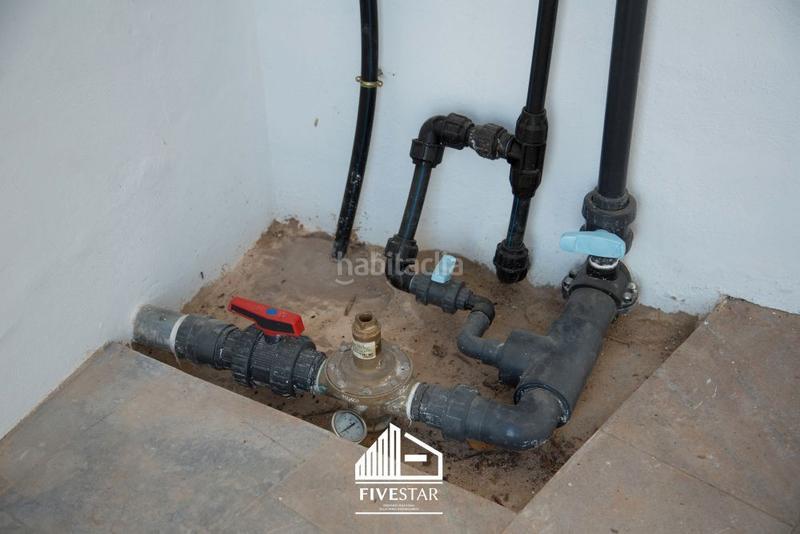 Foto 1e8e8eaf-132e-4fd1-bb7b-f22b860eb972. Landgut in Montroy