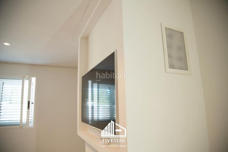 Foto 2b33770d-8ff4-4f70-ba7d-61b2deb8fc43. Landgut in Montroy