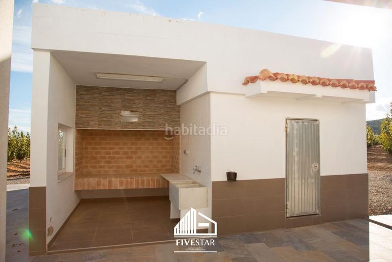 Foto 374f842c-66bf-4f4f-b971-74cb0b35cfe2. Landgut in Montroy