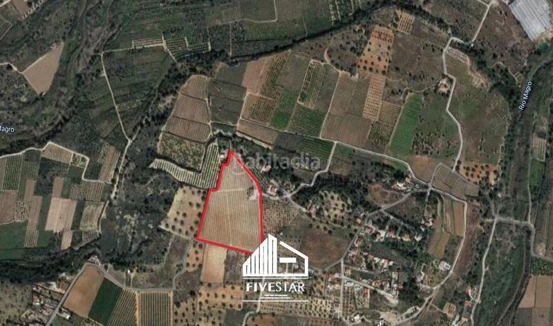 Foto 5707f727-01bc-4b13-b6b4-b12e5f8dbd21. Landgut in Montroy