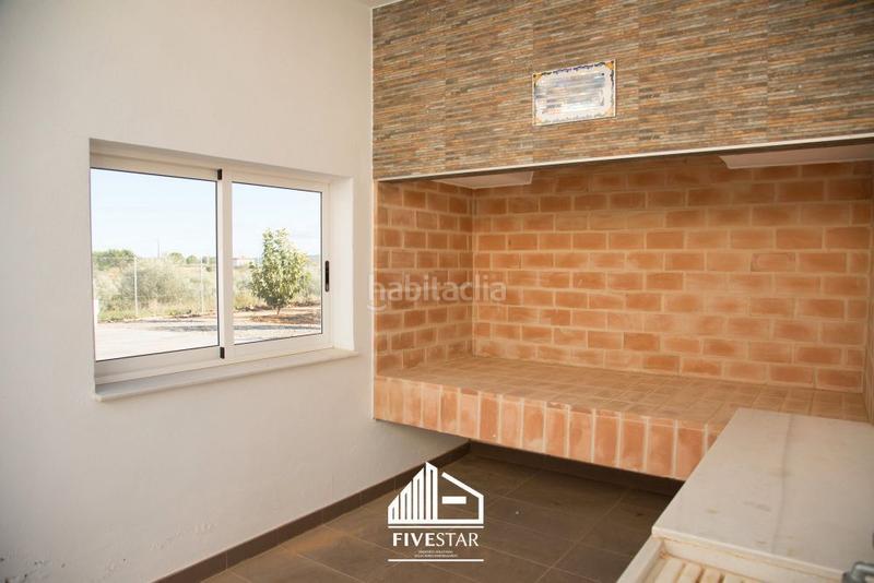 Foto 9df2bac1-1a20-4451-b665-9955bc5ebf89. Landgut in Montroy