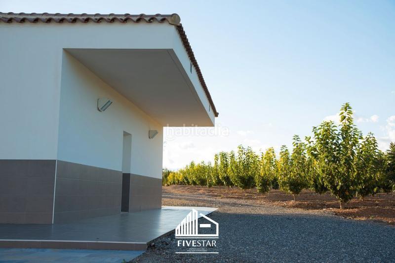 Foto afff5f7e-c3bf-4e20-b57a-0dce4a84e6f7. Landgut in Montroy