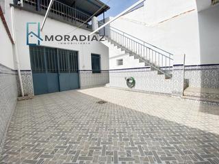 Maison jumelée à Don Benito. Unifamiliar en venta don benito