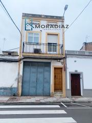 Maison jumelée à Don Benito. Se vende dúplex en don benito