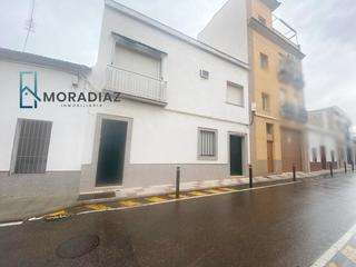 Maison jumelée à Don Benito. Casa en venta don benito
