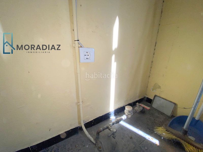 Foto f028eb62-c3fe-4657-9365-24a6baf99af2. Local comercial a calle canalejas 42 a Don Benito