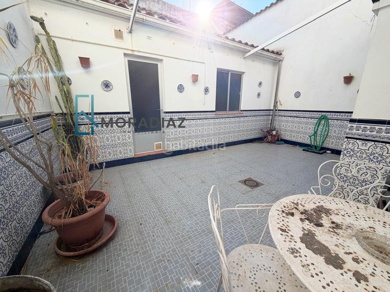 Foto 3ef495a9-90f6-4f73-a239-1c8c534df495. Casa adossada amb calefacció a Don Benito