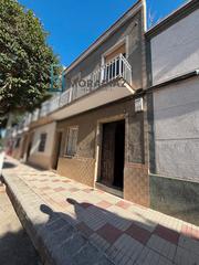 Maison jumelée à Don Benito. Se vende casa con piso en don benito